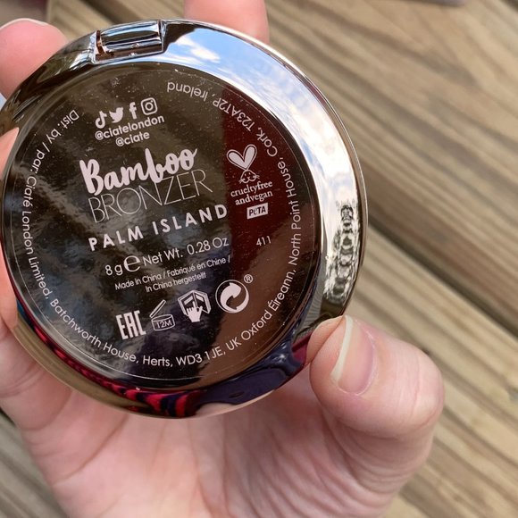 Ciate London Bamboo Bronzer Mattifying Powder Bronzer in Palm Island - Picture 4 of 5